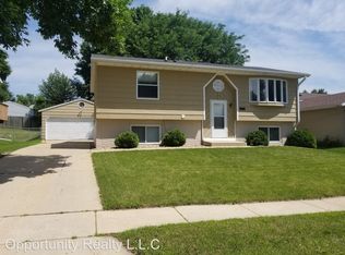 2101 46th St NW, Rochester, MN 55901
