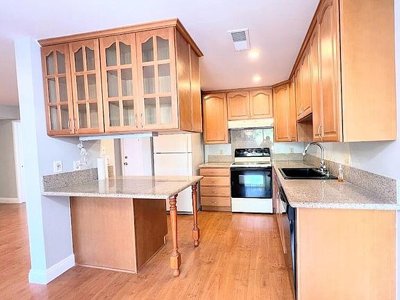 5th image of 254 Sequoia Ct APT 24