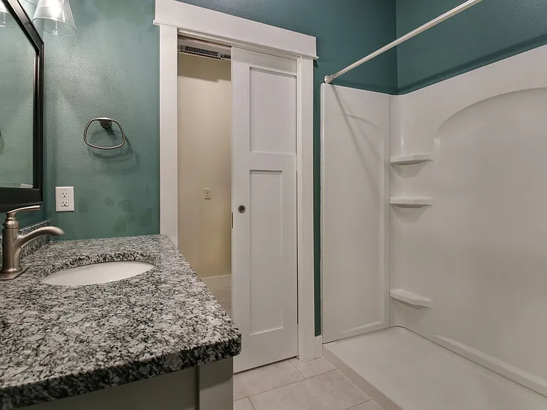 403 Wisconsin St — Photo 28