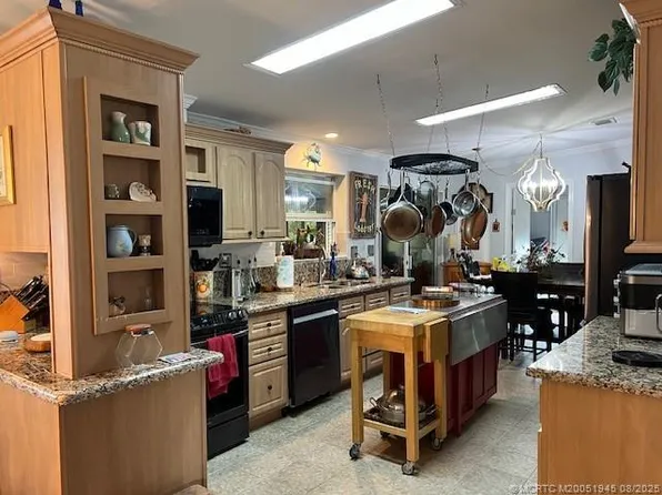 6914 42nd Way N, Riviera Beach, FL 33404