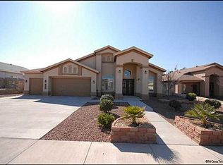808 Phil Hansen Dr, Canutillo, TX 79835