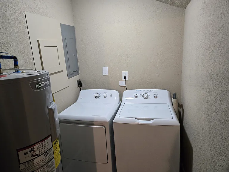 1440 Circle Dr — Photo 7
