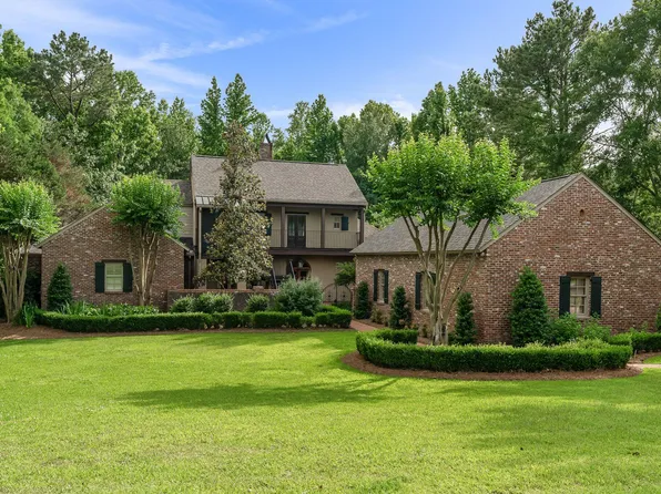 131 Wild Mdws, Hattiesburg, MS 39402