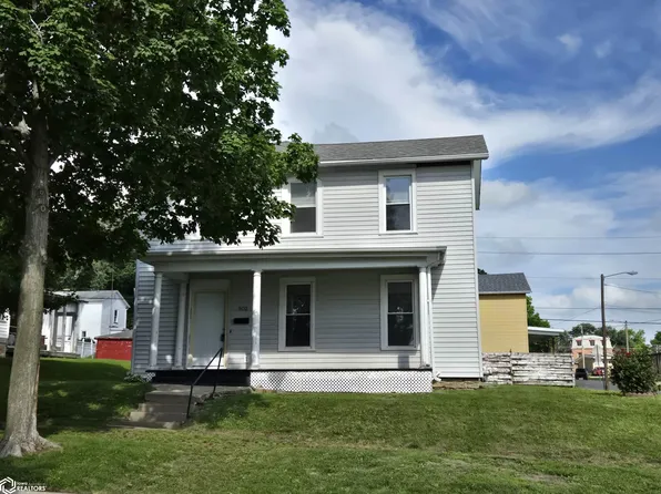 902 N 8th St, Burlington, IA 52601