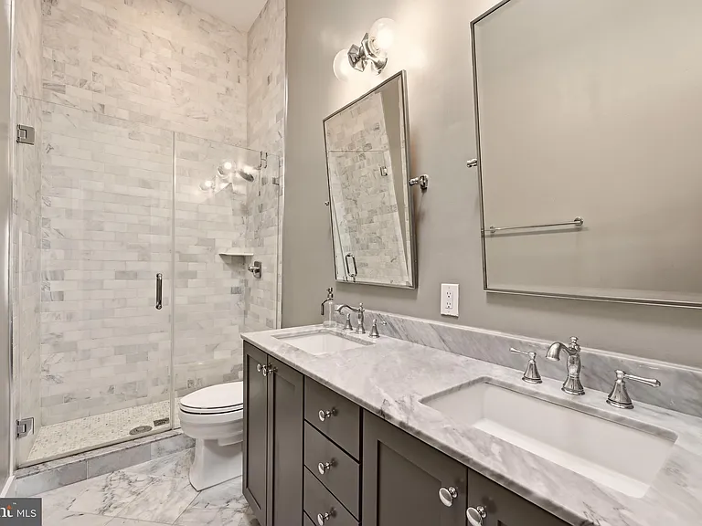 630 14th St NE #5 — Photo 13