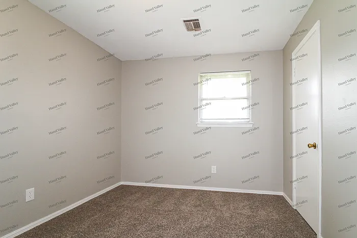 3337 Greenbrier Ter — Photo 9