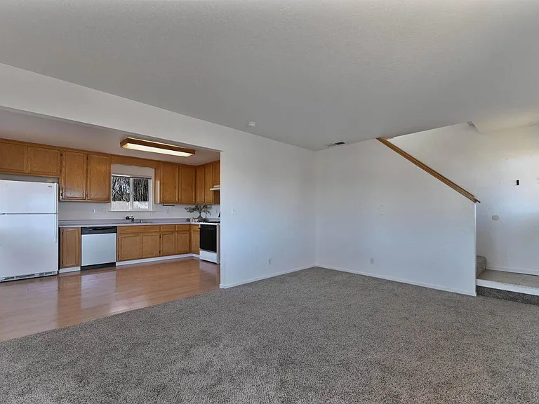 49 Gatewood Ave — Photo 10