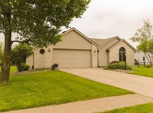 7965 D Andre Dr, Fort Wayne, IN 46818