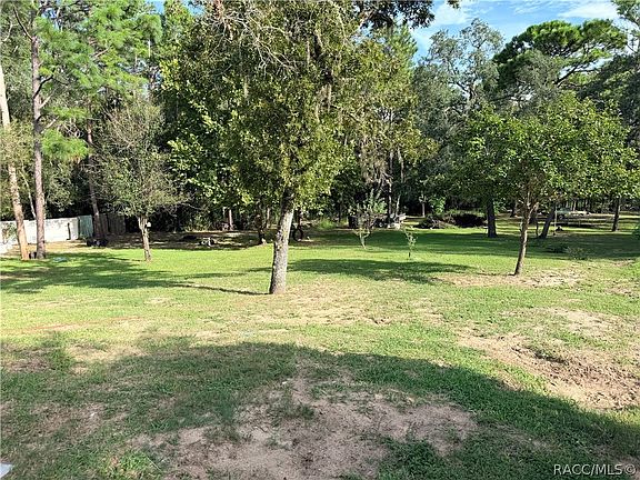 4th image of 1671 E Amberjack Dr