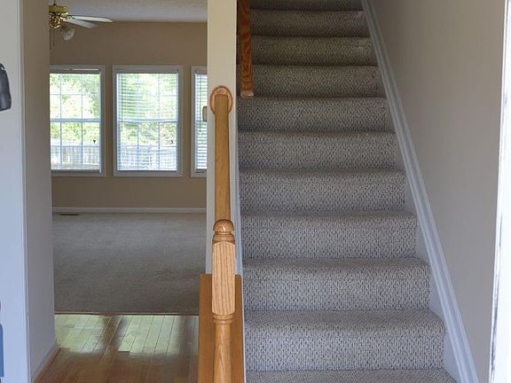 5th image of 119 Delaine Woods Dr