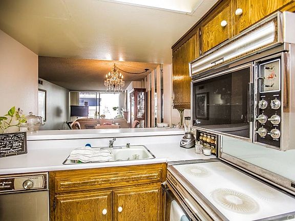 4th image of 12113 Beverly Blvd Unit B