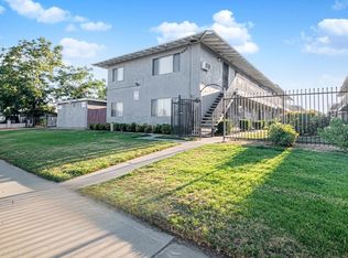 690 S Riverside Ave #18, Rialto, CA 92376