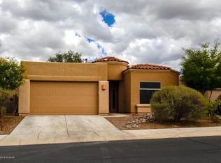 8450 N Sunny Rock Ridge Dr, Tucson, AZ 85743