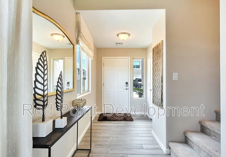 3752 W Goshen Dr — Photo 3