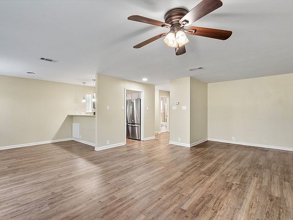 4th image of 6810 Deatonhill Dr APT 108