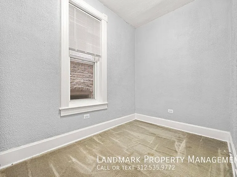 1124 N Wolcott Ave #1 — Photo 11