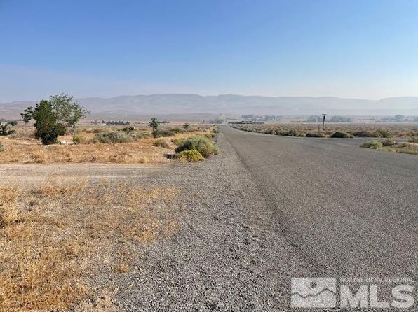 4505 Shirlee Ave, Silver Springs, NV 89429
