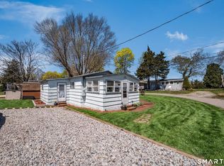 32 North Street, Madison, CT 06443