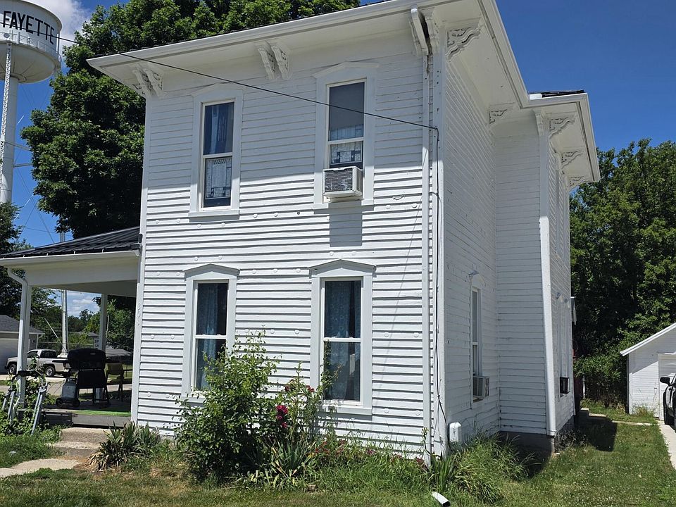 1st image of 301 E Spring St