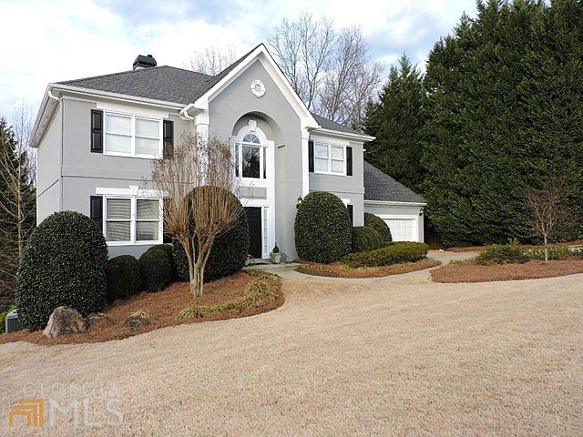 1st image of 3538 Claridge Dr NE