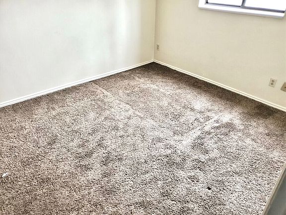4th image of 230 Bridger Dr APT 2