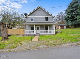 101 4th Ave, Smelterville, ID 83868