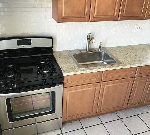 2nd image of 2364 Kennedy Blvd #2