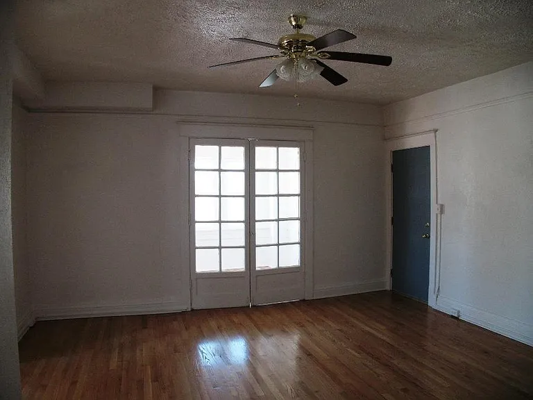501 NE Madison Ave #C — Photo 5