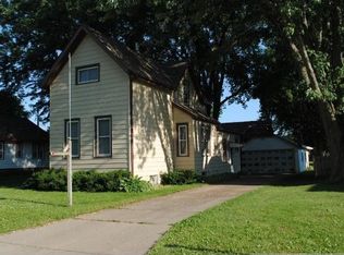 1120 Oak St, Baldwin, WI 54002