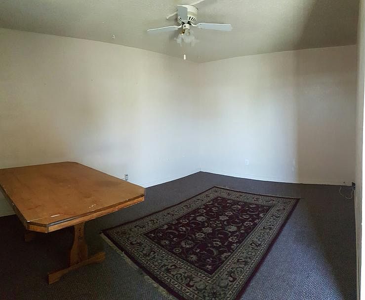 2nd image of 700 N Park Ln APT 1