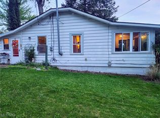 7725 Lake Rd, Chippewa Lake, OH 44215