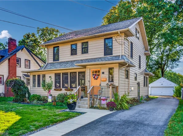 2770 Tifft St, Cuyahoga Falls, OH 44221