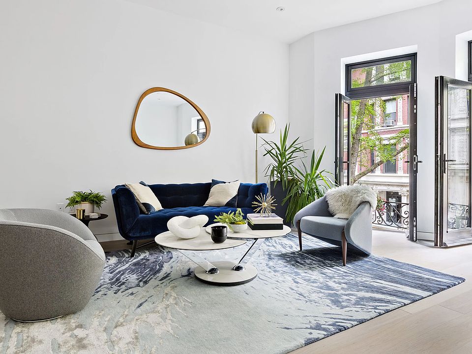 1st image of 324 W 108th St #201