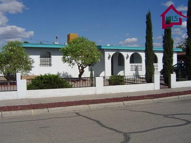 1st image of 1750 Sacramento St