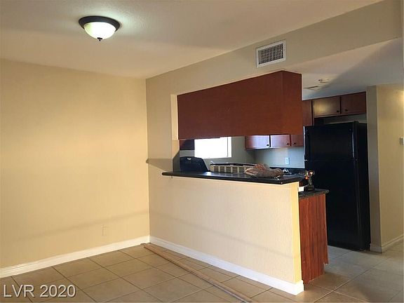 4th image of 5393 Del Gado Dr