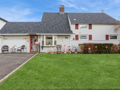 29 Sunset Lane, Levittown, NY, 11756