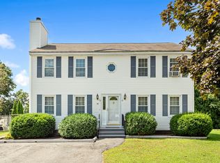 45 Sandy Ln, Lowell, MA 01854