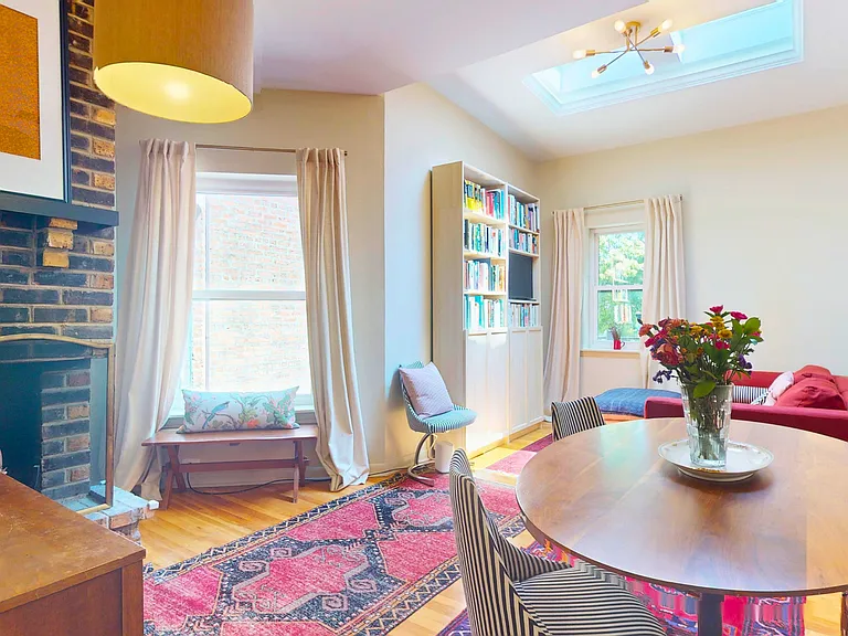 2947 N Sheffield Ave #3 — Photo 5