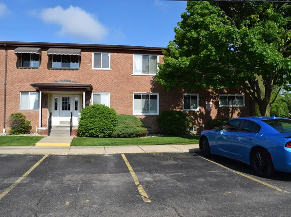 20826 Beaconsfield St #14, Saint Clair Shores, MI 48080