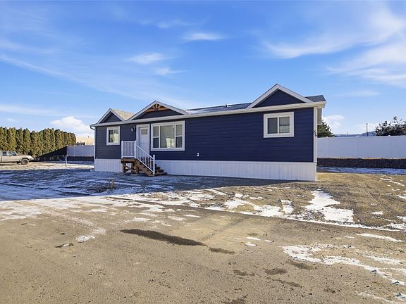 3rd image of 1375 Ord Rd #69