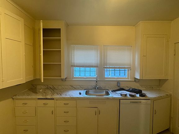 2nd image of 4729 Roosevelt Way NE #5