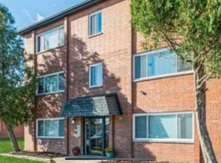 14000 Char Ln APT 1N, Crestwood, IL 60418