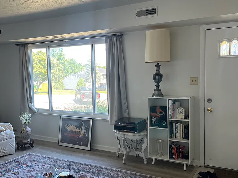 2040 Higby Dr — Photo 8