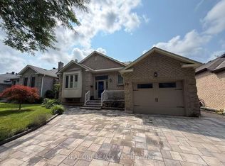 70 Closs Sq, Aurora, ON L4G5H8