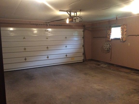 2 Car Garage