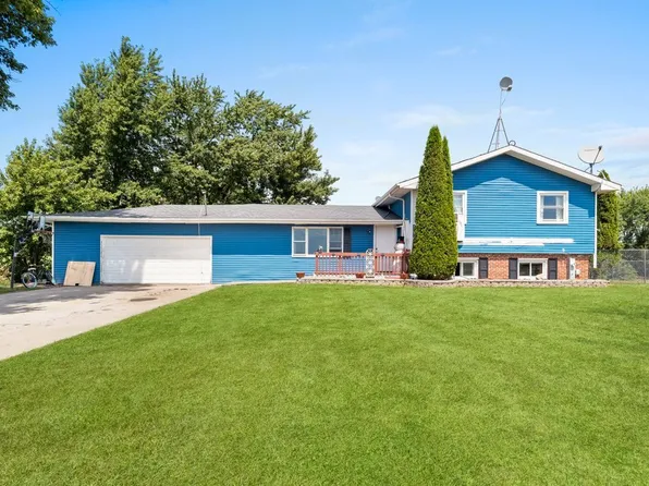 3404 E Kentucky Rd, Beecher, IL 60401