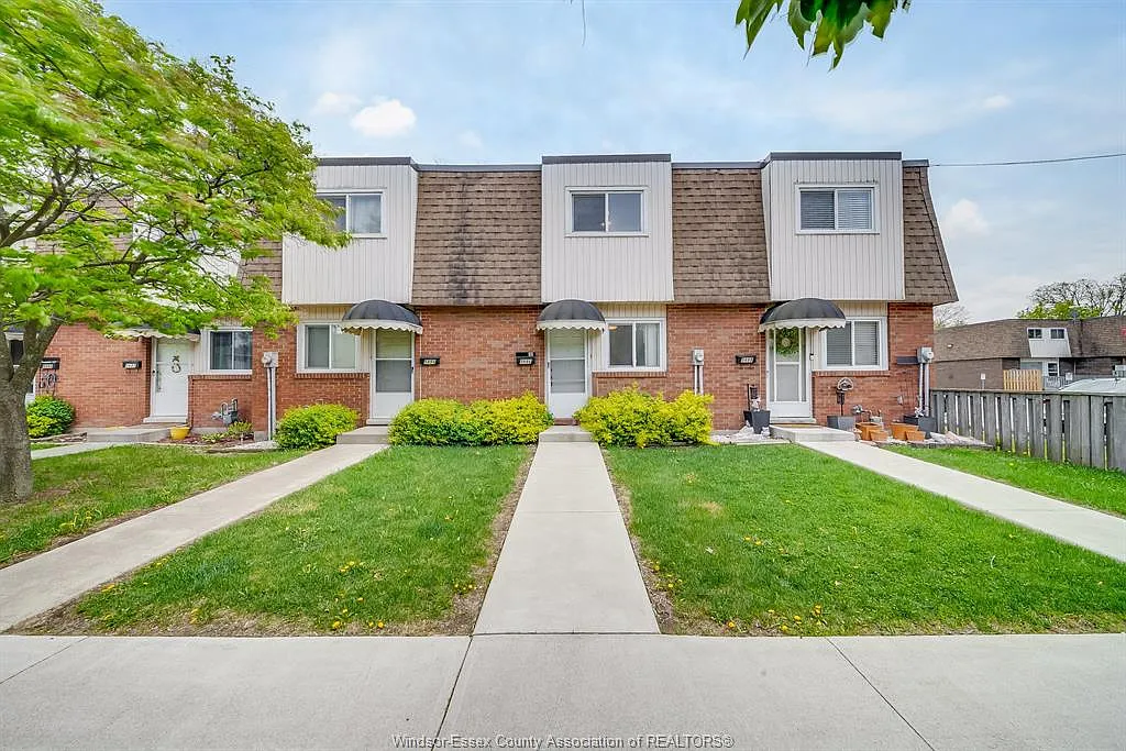 2 bed, 1.0 bath, $1,900 — Photo 1