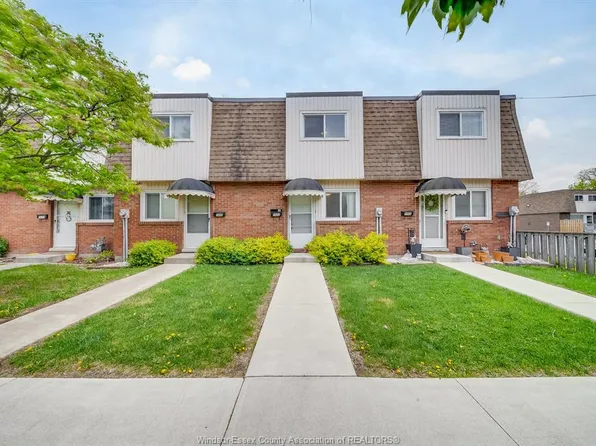 5486 Lassaline Ave, Windsor, ON N8T 1A8