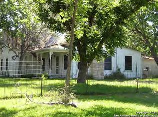 11804 Fm 470, Tarpley, TX 78883