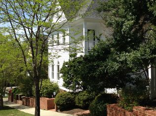 106 Winston Ridge Dr, Chapel Hill, NC 27516
